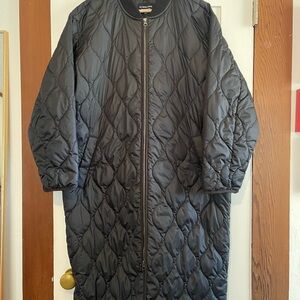 Everlane Black Cozy Quilted Puffer Jacket XL